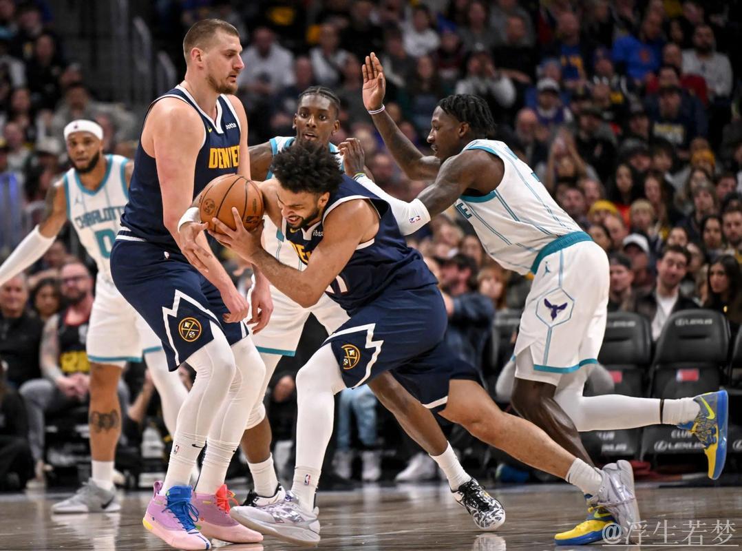 约基奇归来豪取三双 掘金轻松战胜无字母哥的雄鹿 约基奇归来豪取三双 掘金轻松战胜无字母哥的雄鹿