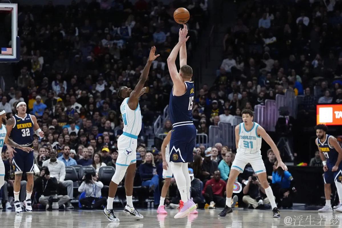 约基奇归来豪取三双 掘金轻松战胜无字母哥的雄鹿 约基奇归来豪取三双 掘金轻松战胜无字母哥的雄鹿